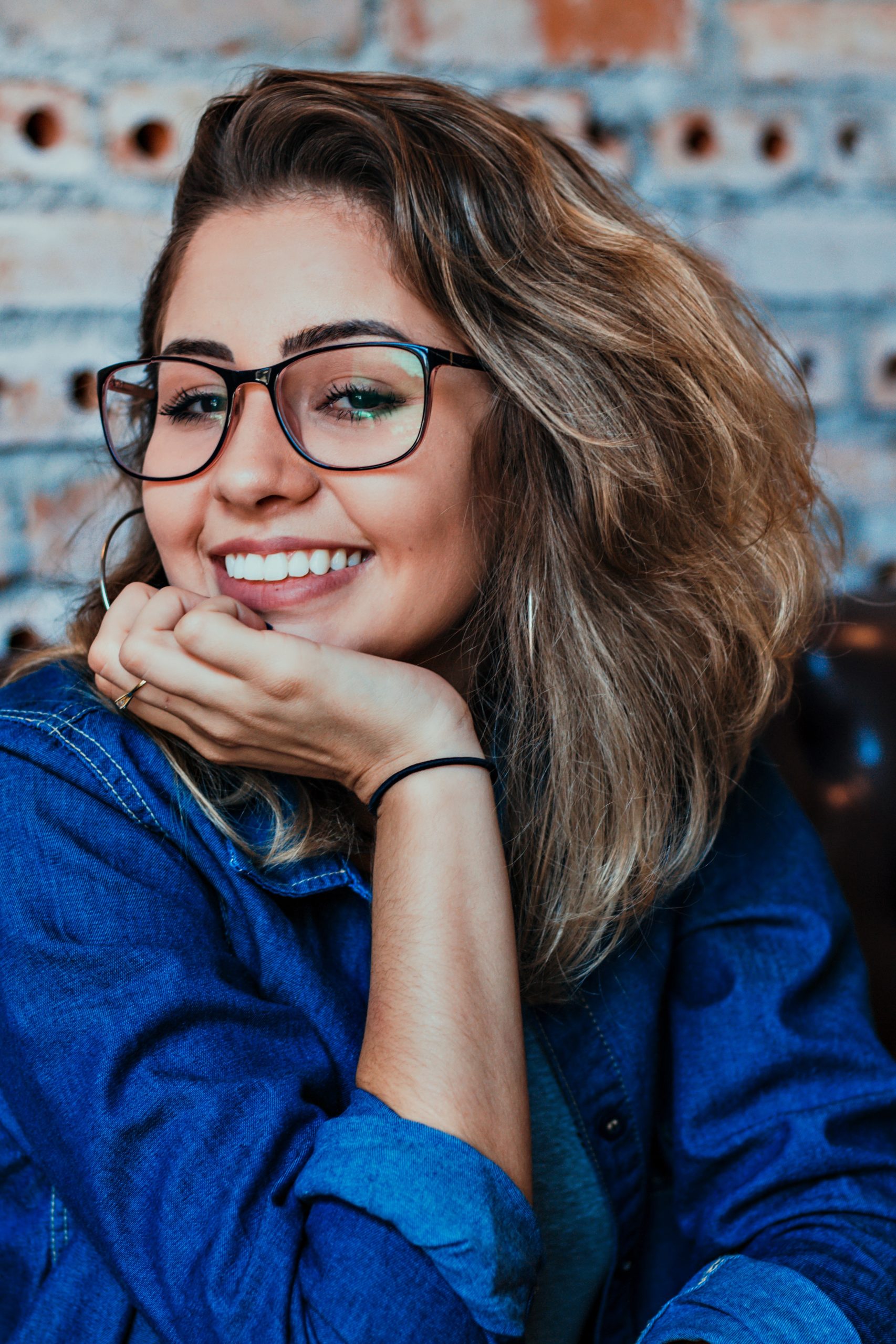 Who Is a Suitable Candidate for Dental Implants?